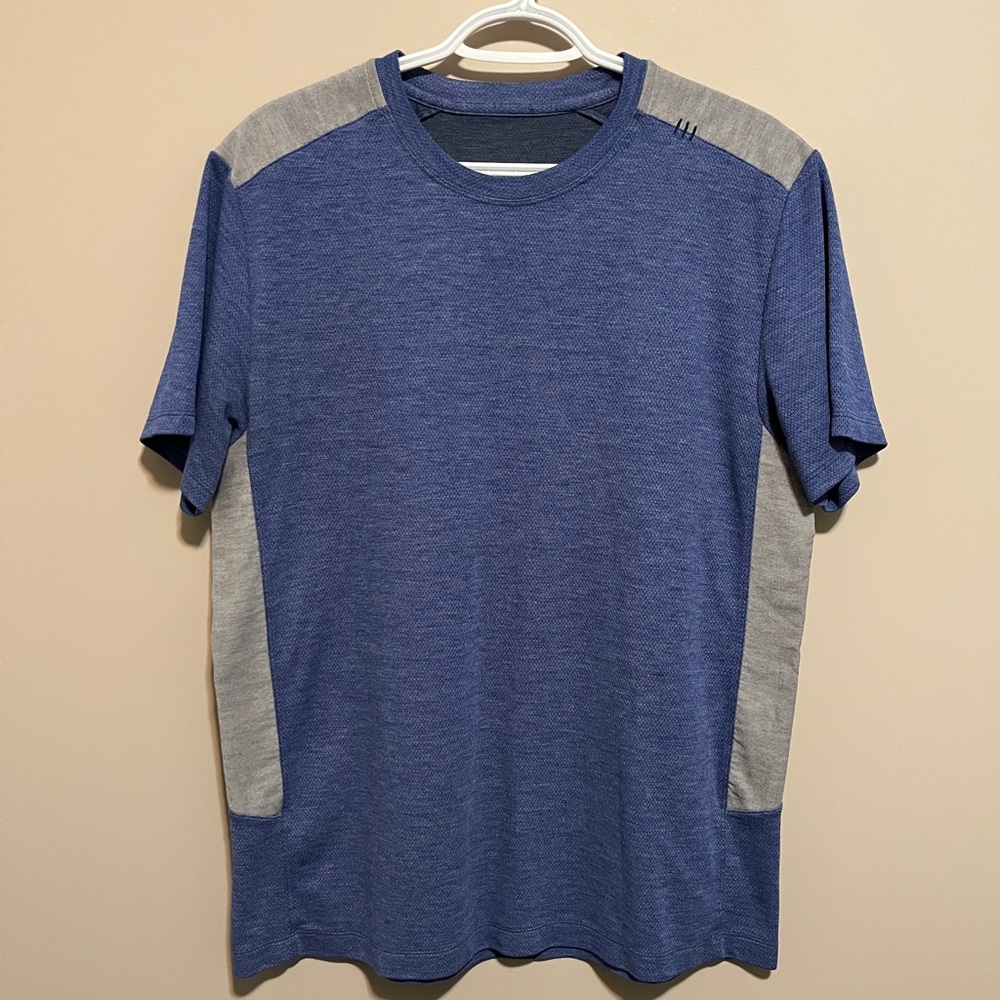 Lululemon Tee, size L